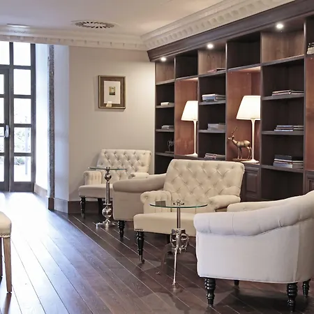 Szálloda Puebloastur Eco & Gran Lujo