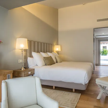 Szálloda Puebloastur Eco & Gran Lujo Cofiño
